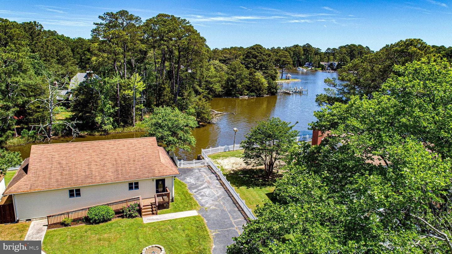 12217 Ocean Gateway photo 60