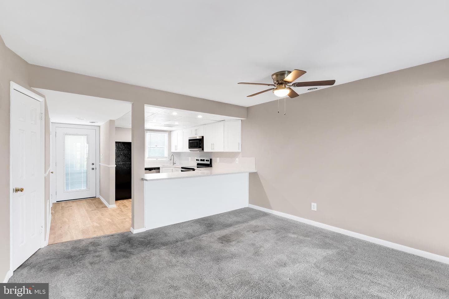 163 Jamestown Road photo 18