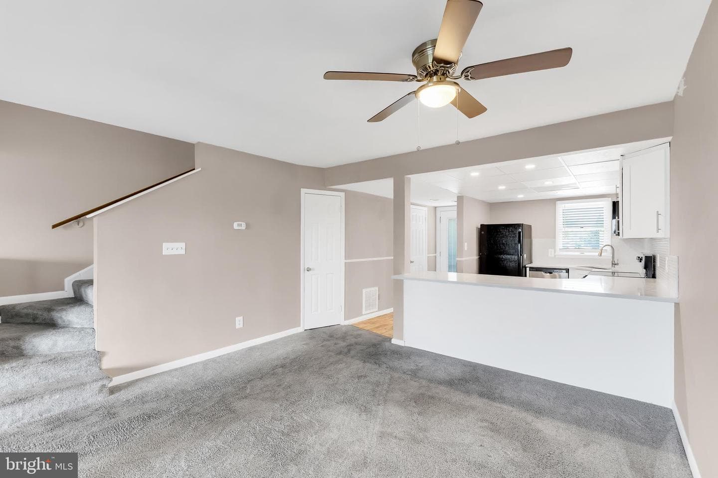 163 Jamestown Road photo 19