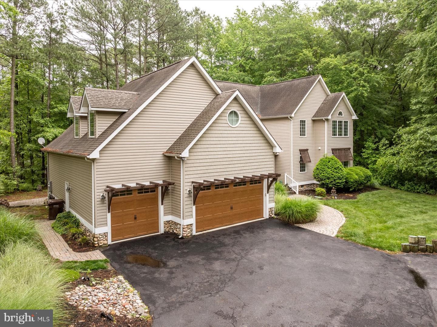 12548 Whispering Woods Drive photo 10