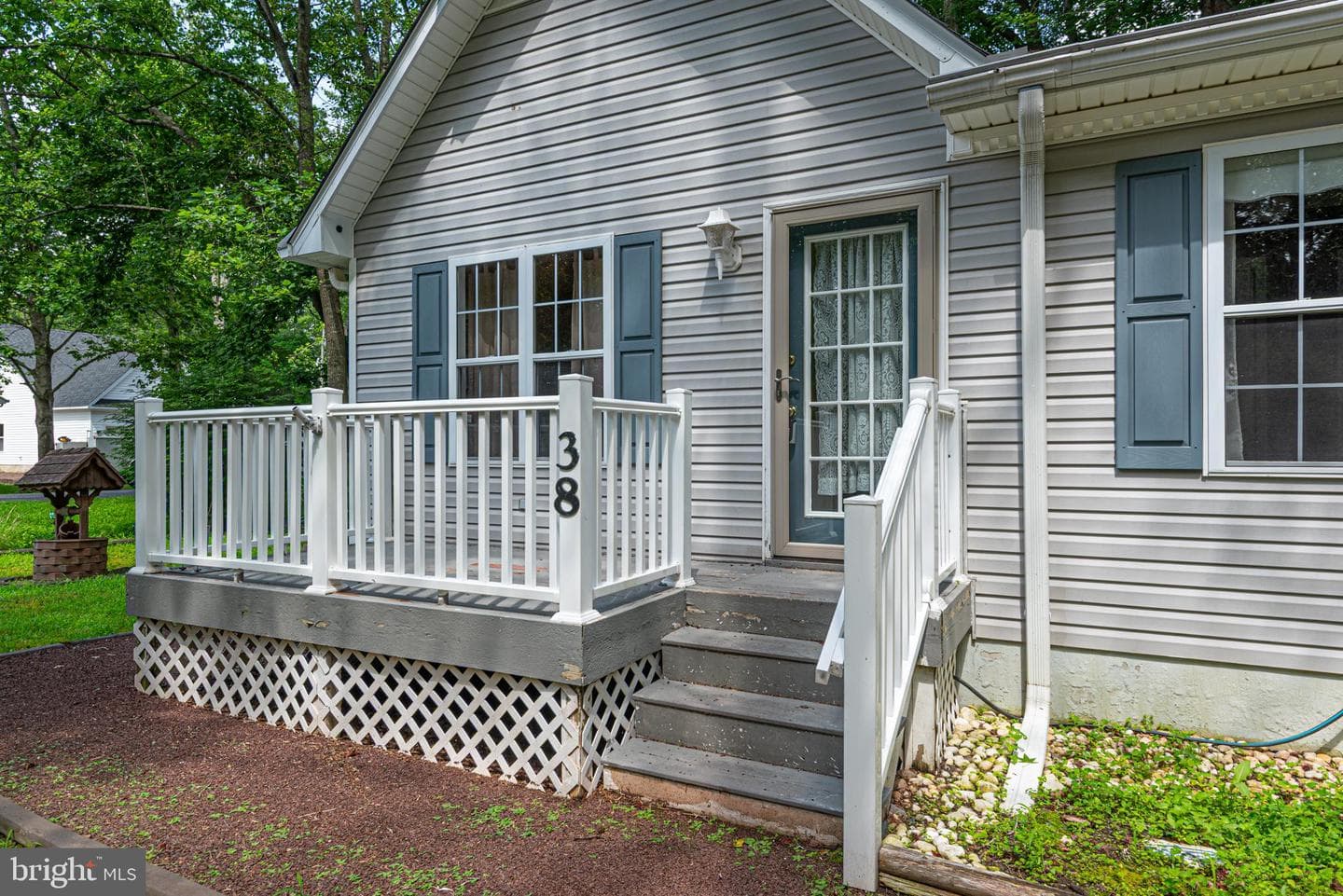 38 Garrett Drive photo 2