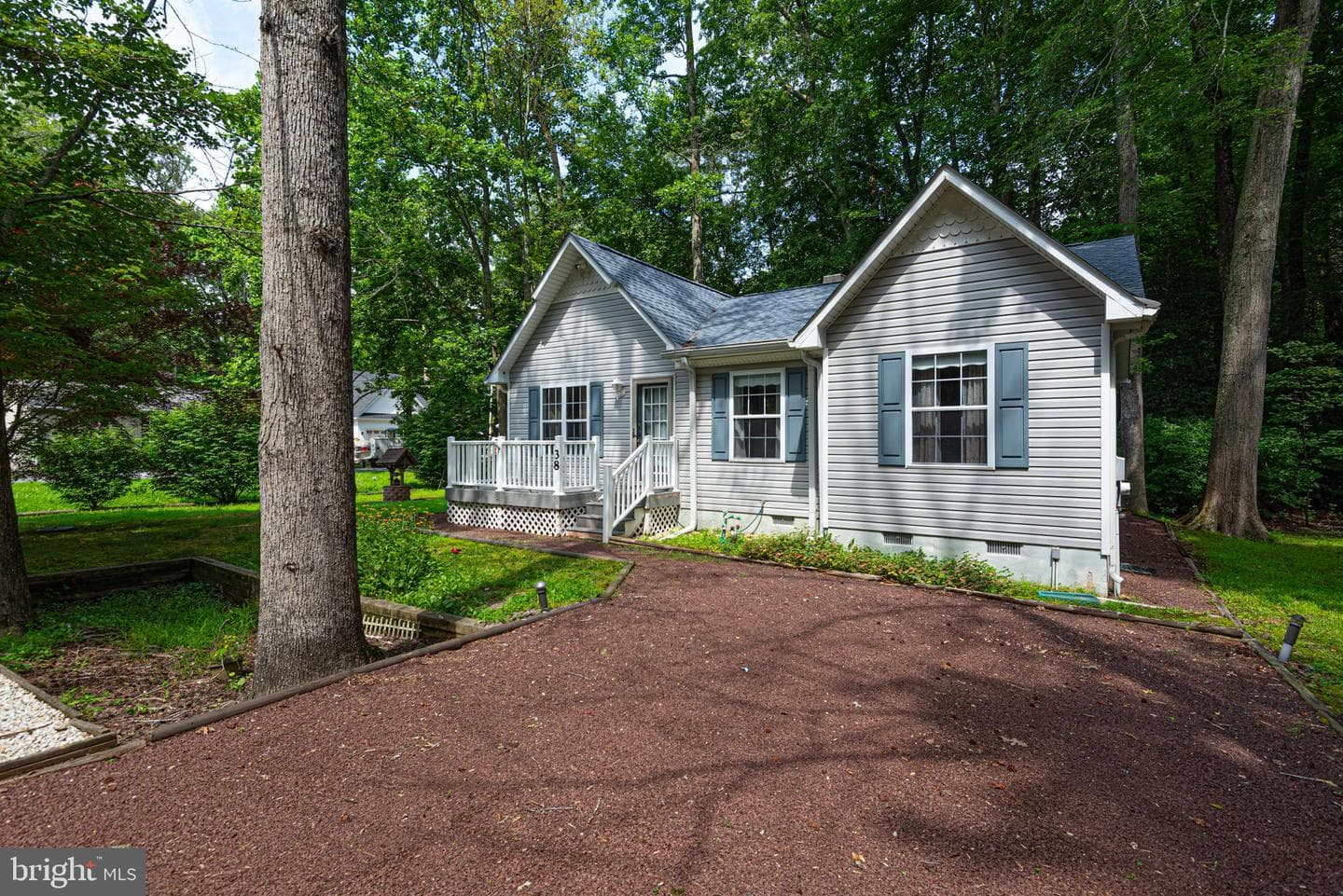 38 Garrett Drive photo 31