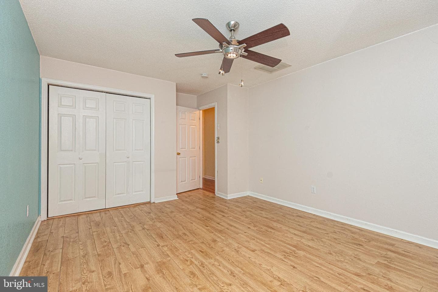 38 Garrett Drive photo 6