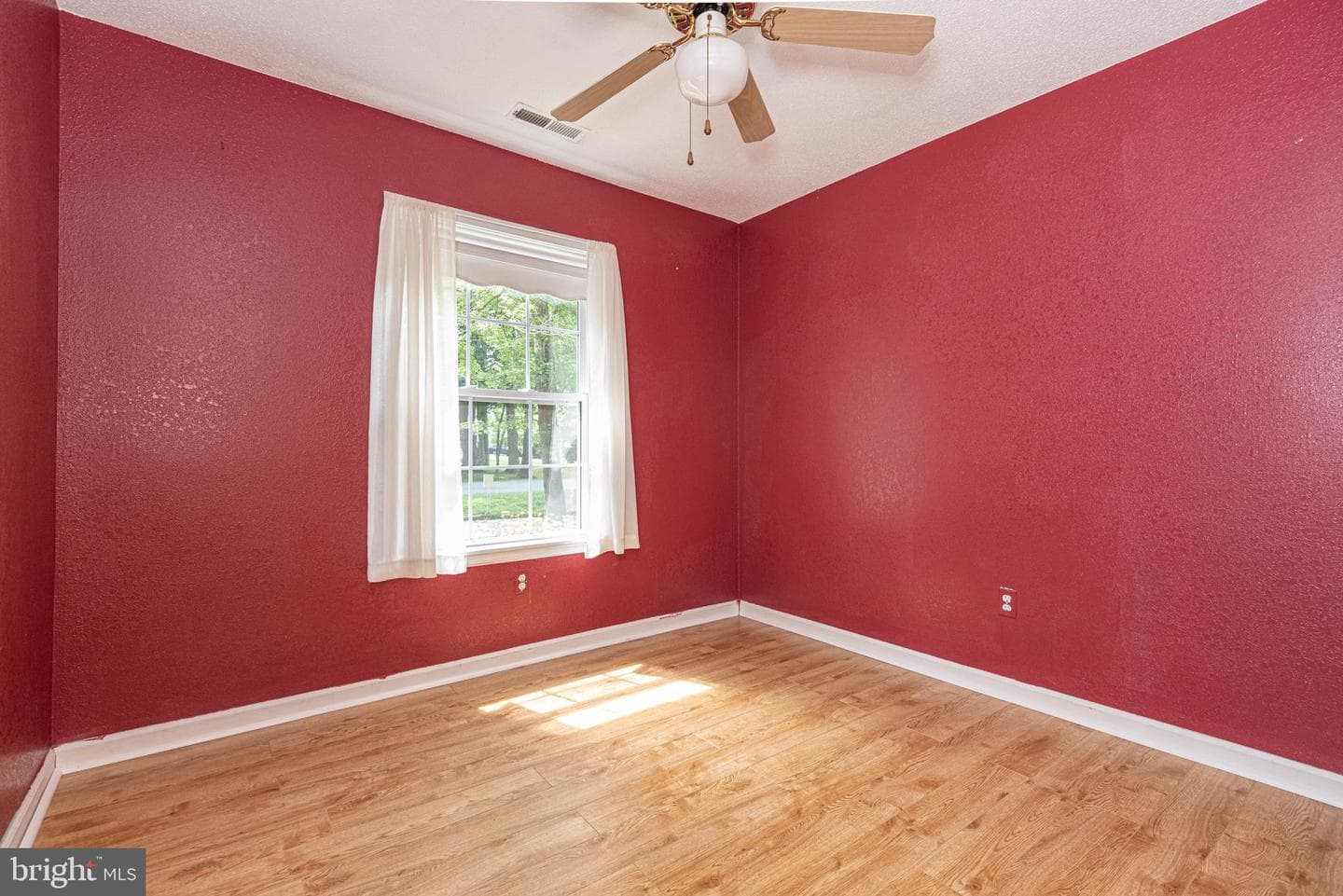 38 Garrett Drive photo 9