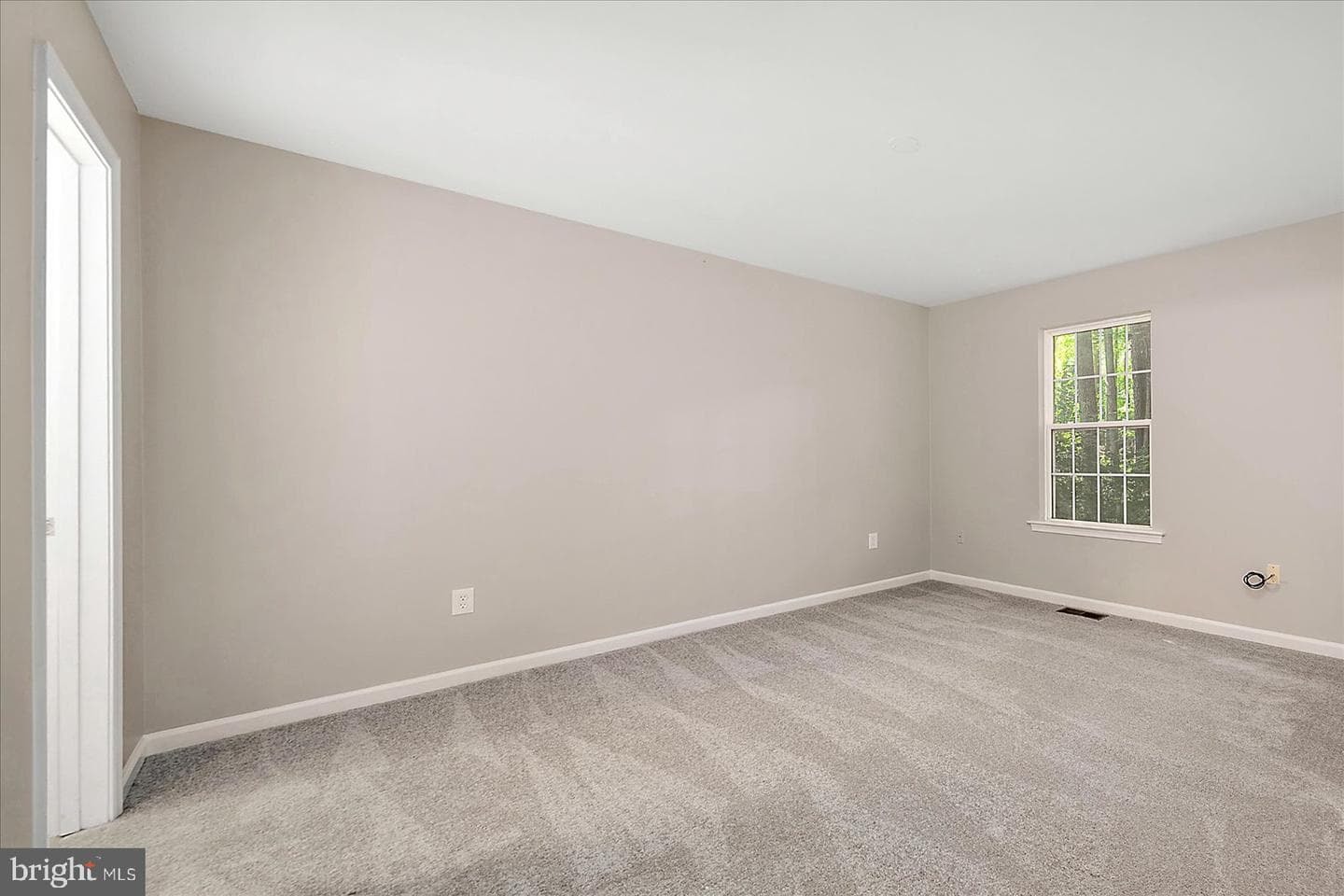 50 Cresthaven Drive photo 12
