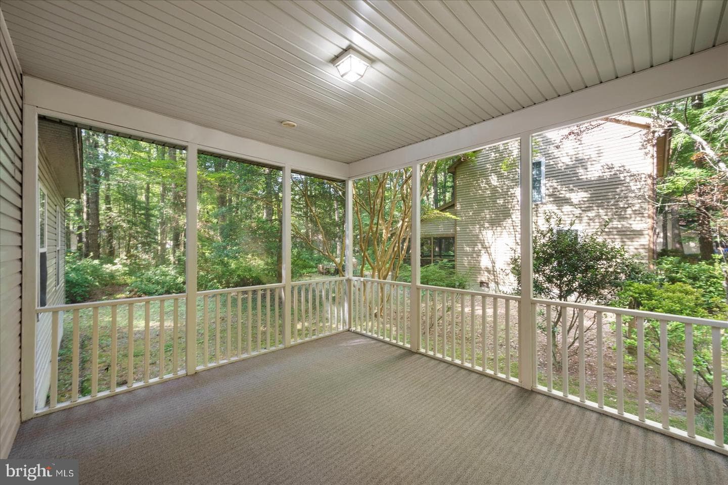 50 Cresthaven Drive photo 31