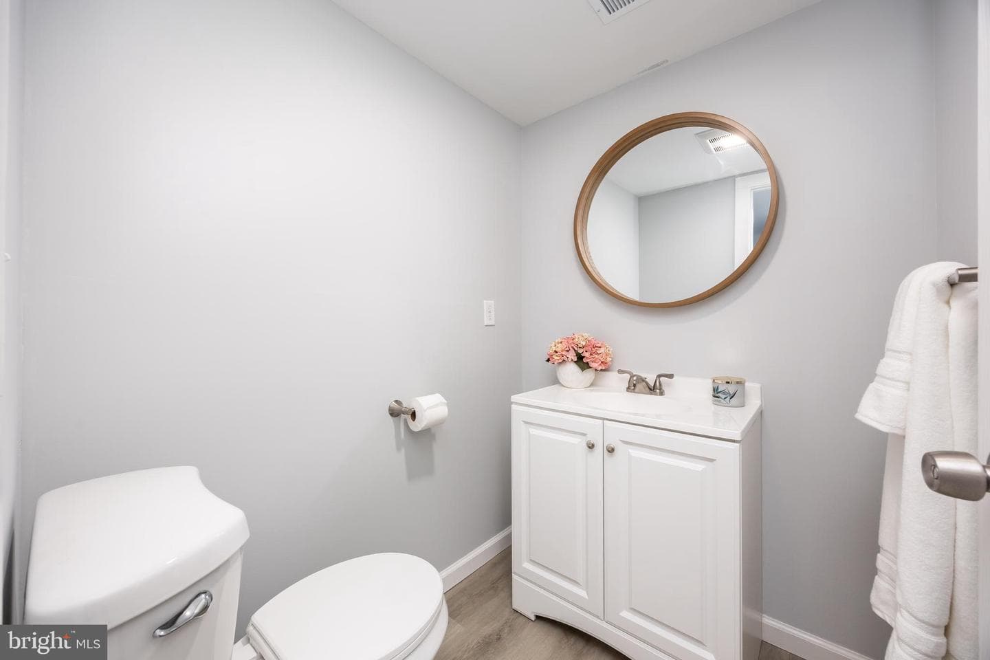8359 Newark Road photo 26