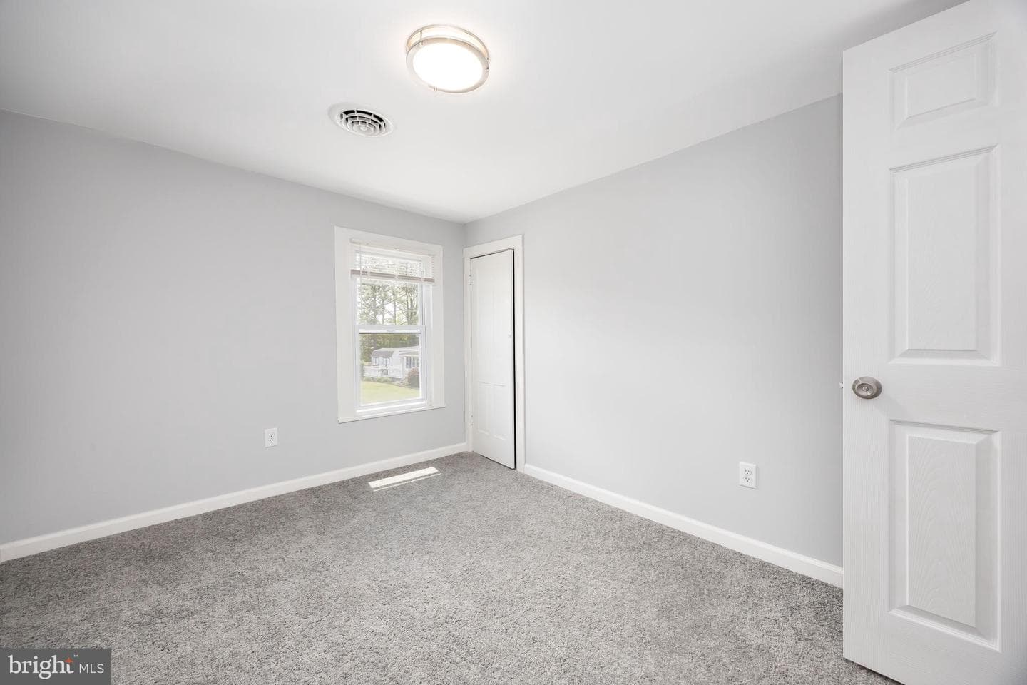 8359 Newark Road photo 30