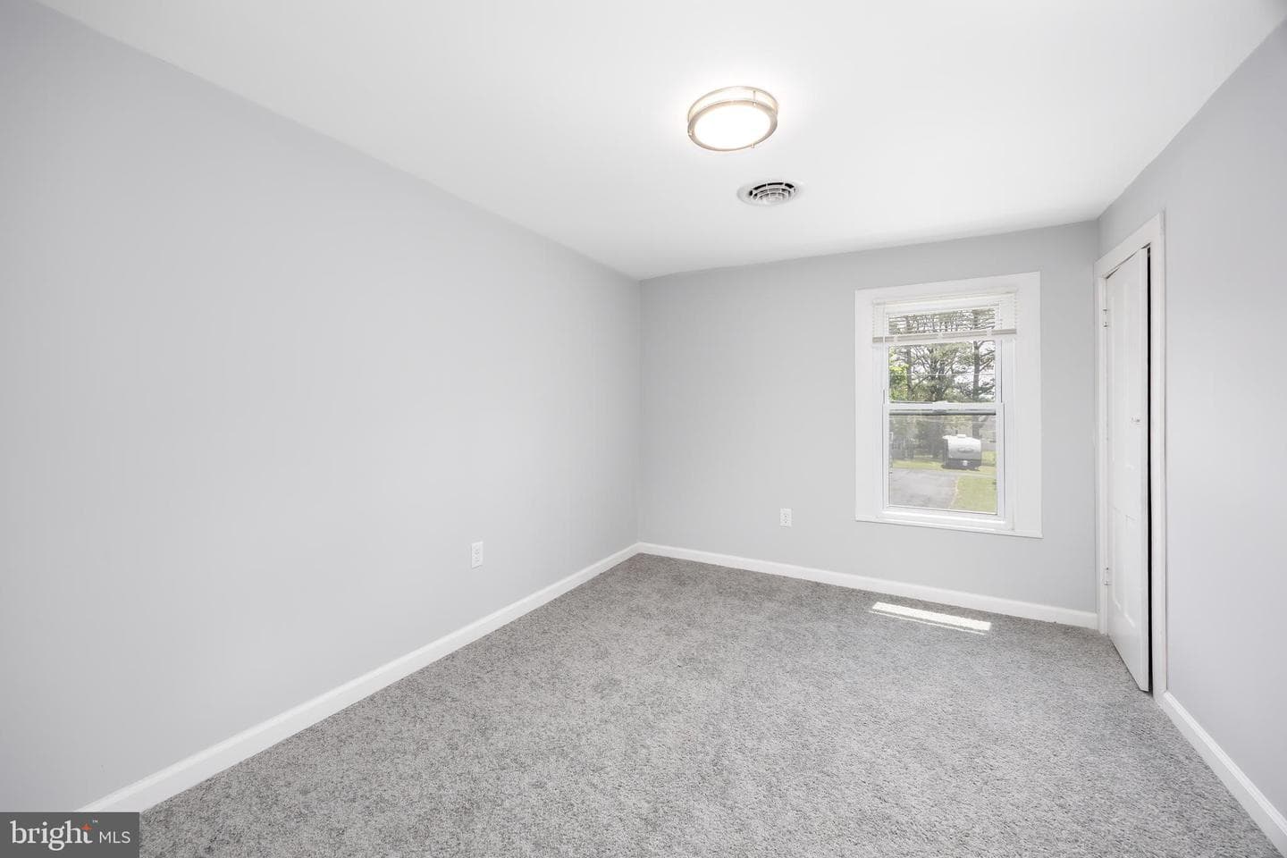 8359 Newark Road photo 31