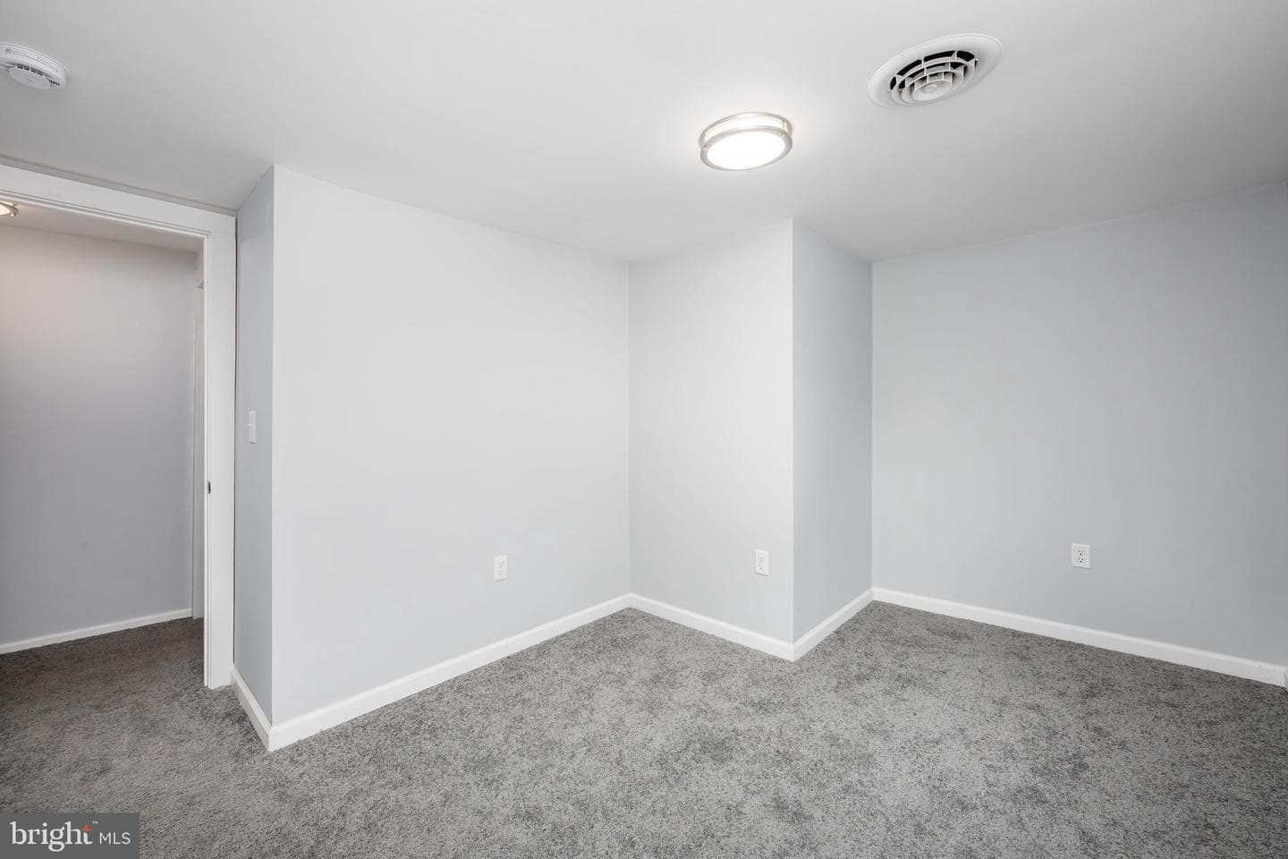 8359 Newark Road photo 39