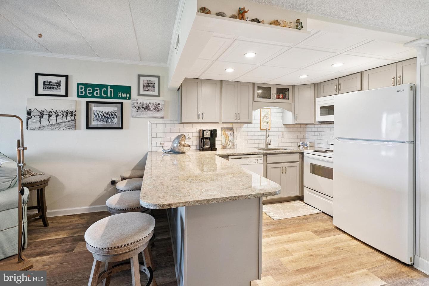 12607 Wight Street #102 photo 27