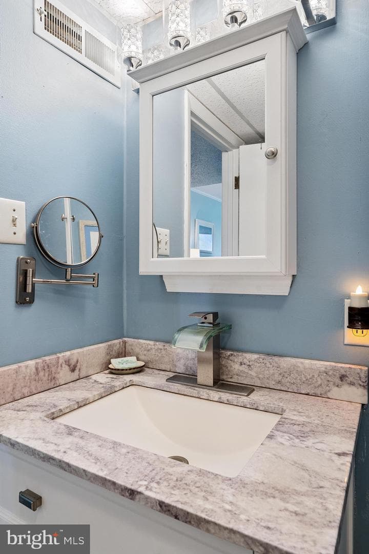 12607 Wight Street #102 photo 42