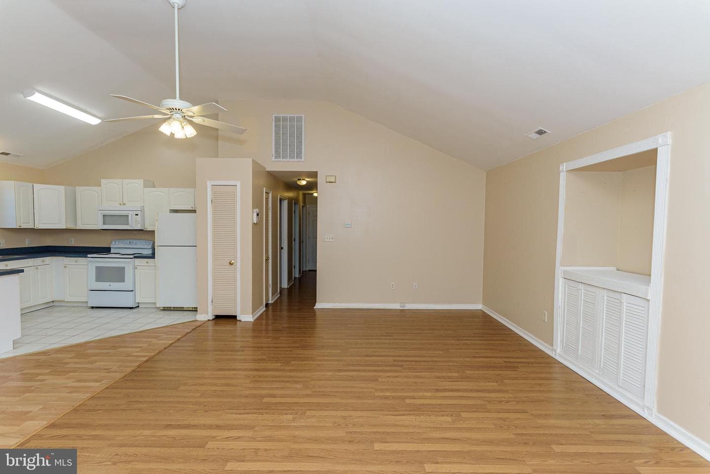 1040 Ocean Parkway photo 11
