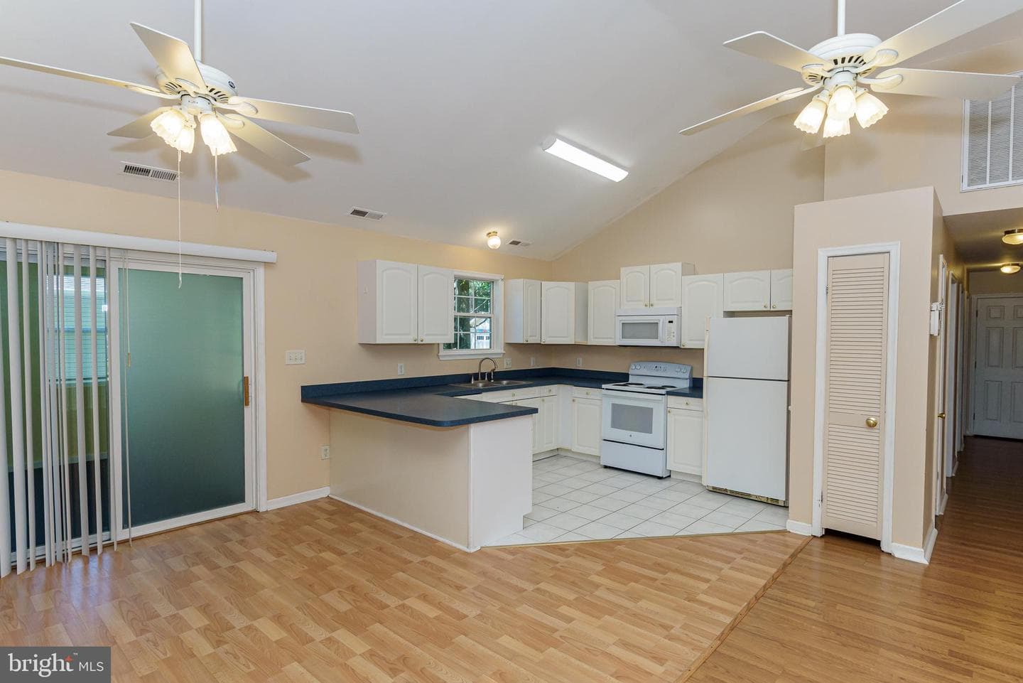 1040 Ocean Parkway photo 13