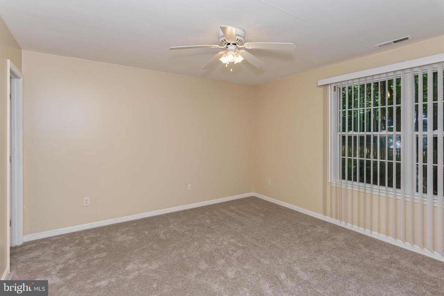 1040 Ocean Parkway photo 21