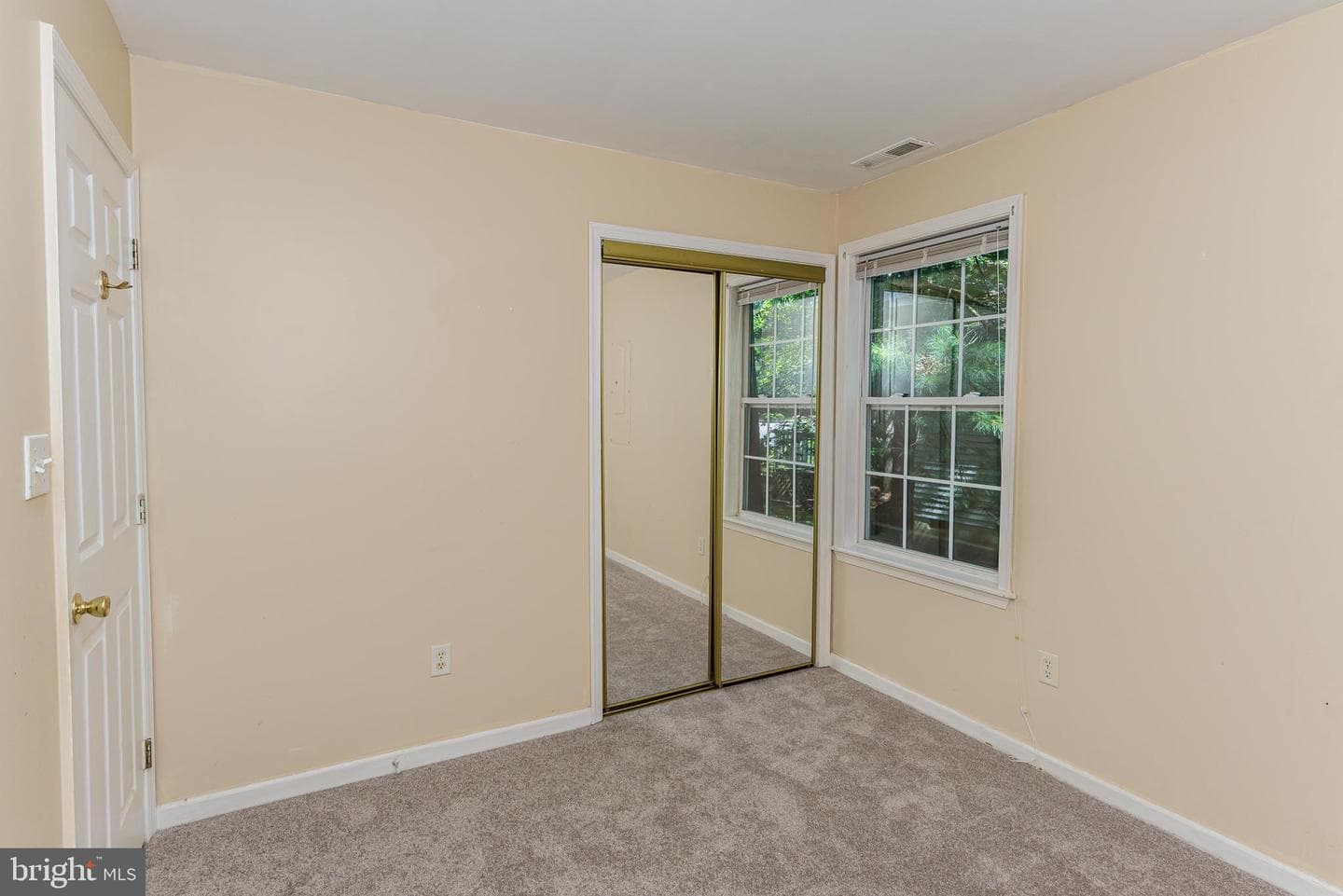 1040 Ocean Parkway photo 29