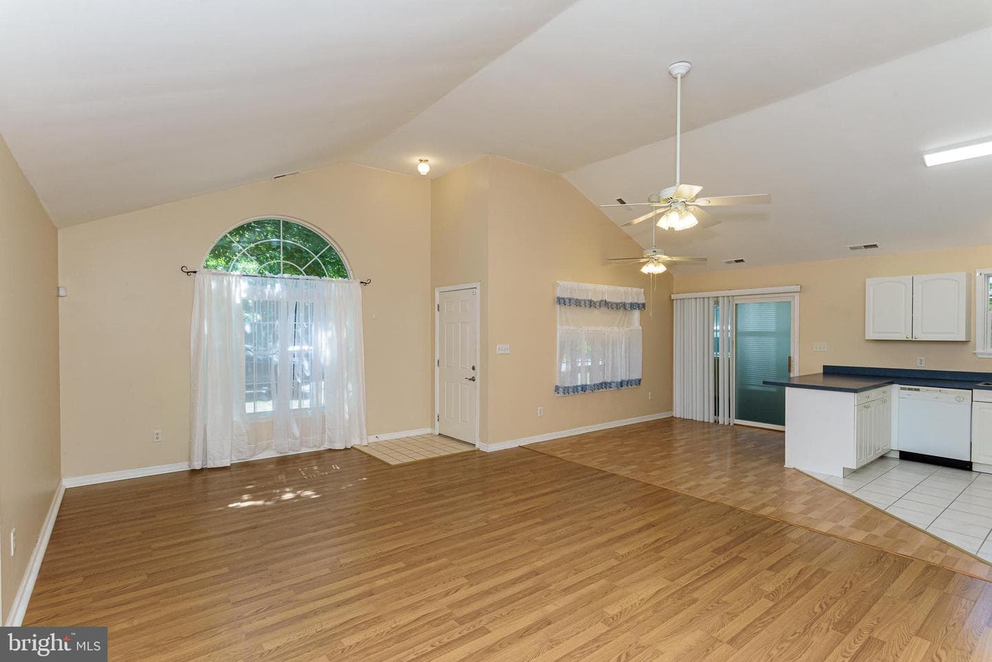 1040 Ocean Parkway photo 8