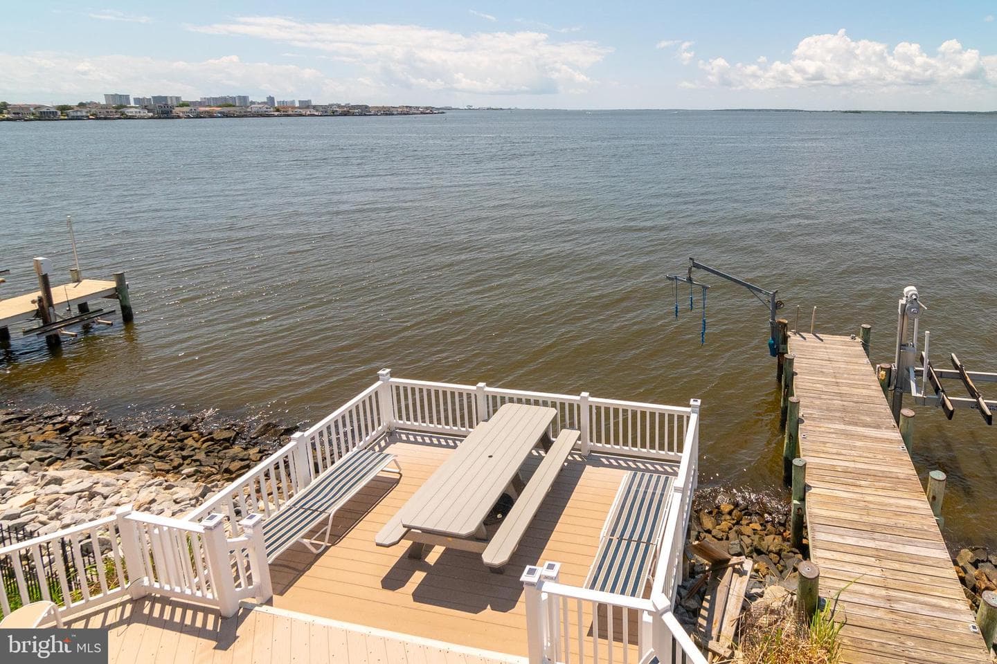 13525 Madison Avenue photo 66