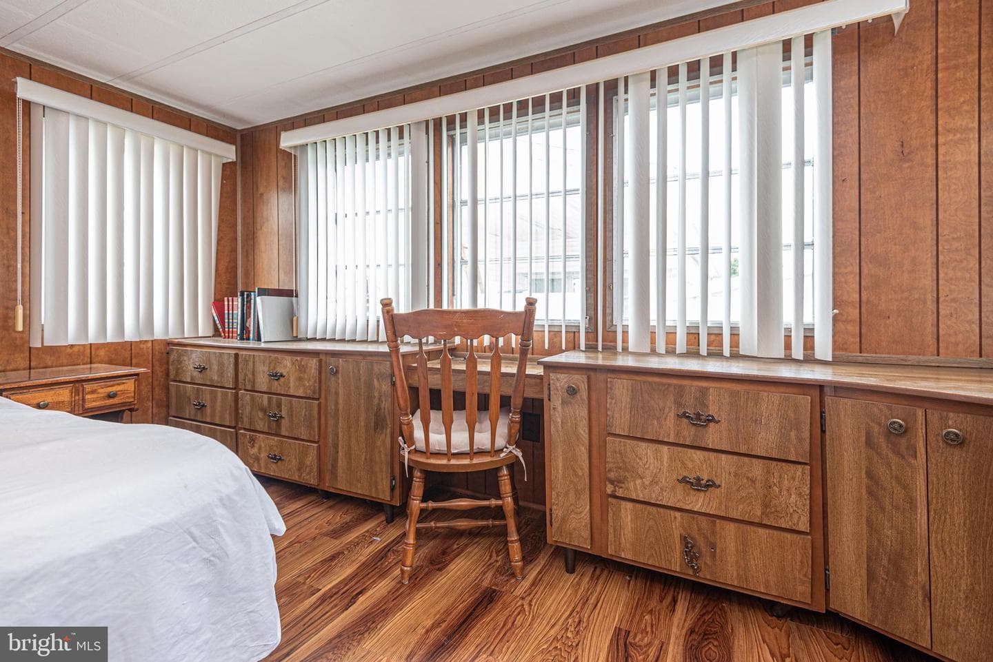 13334 Colonial Road photo 29