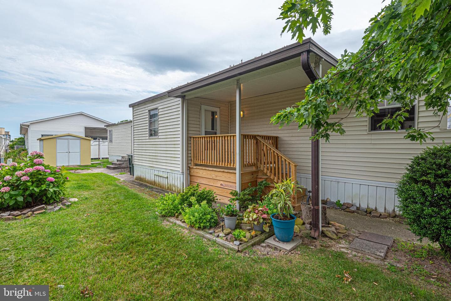 13334 Colonial Road photo 4