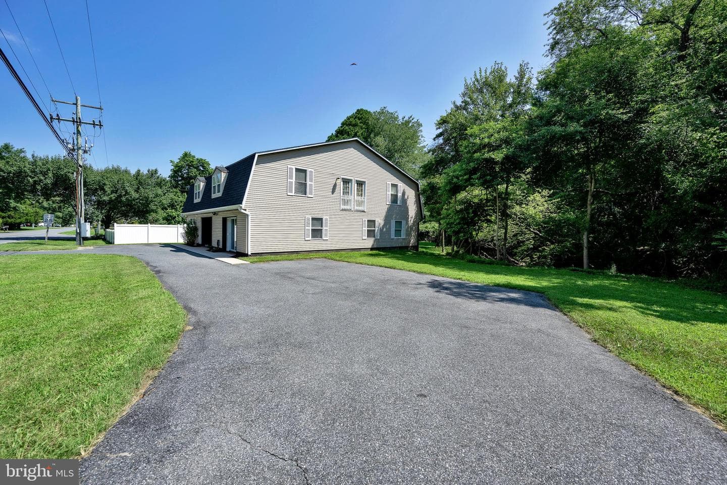 10242 Keyser Point Road photo 4