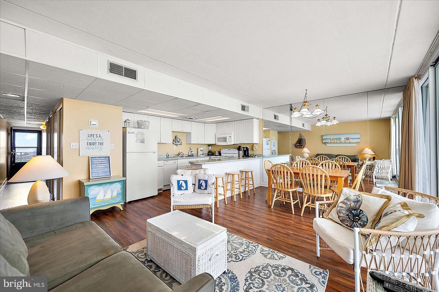 3001 Atlantic Avenue #808 photo 8