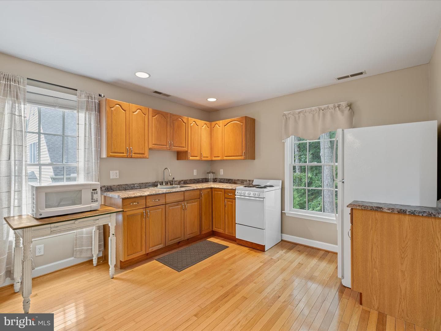 1619 Mercers Way photo 45