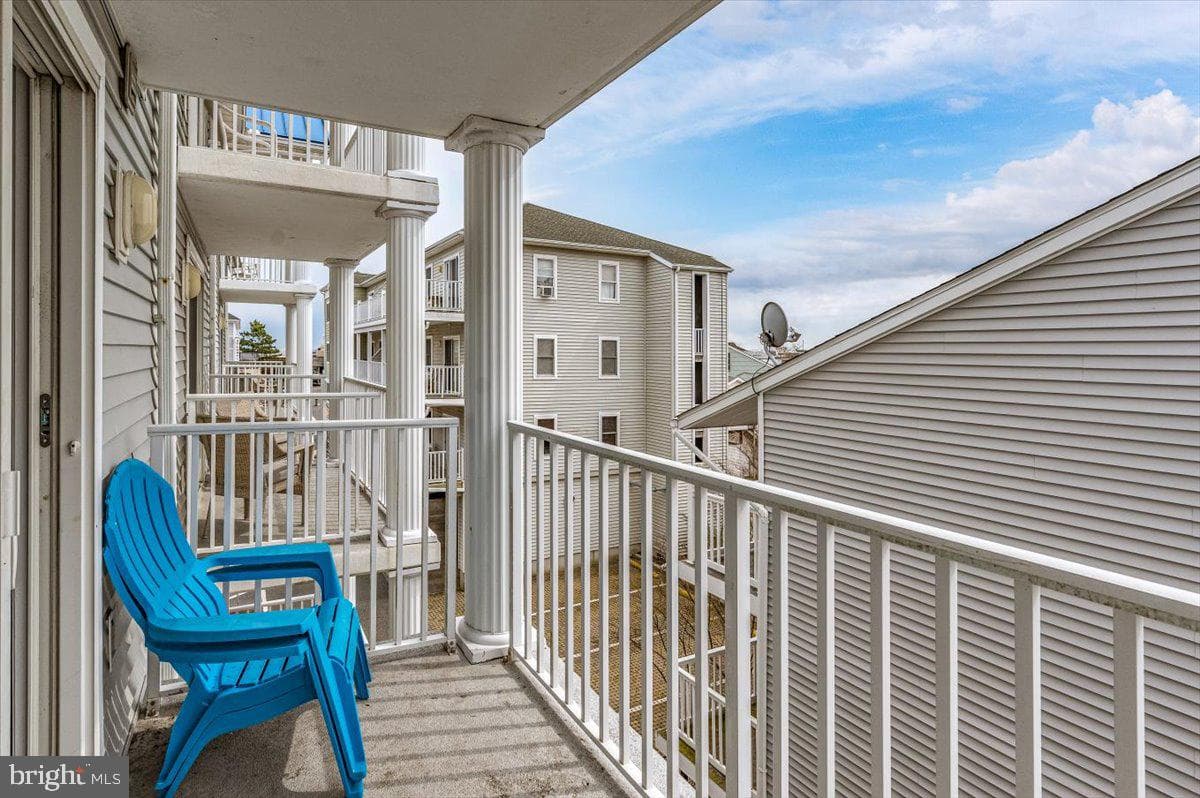 107 Somerset Street #204 photo 45