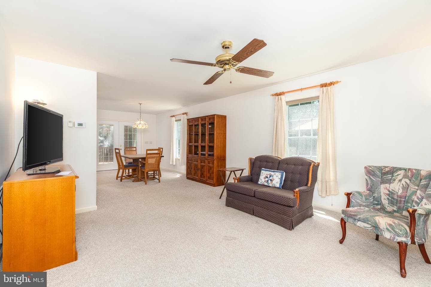 140 Pinehurst Road photo 6