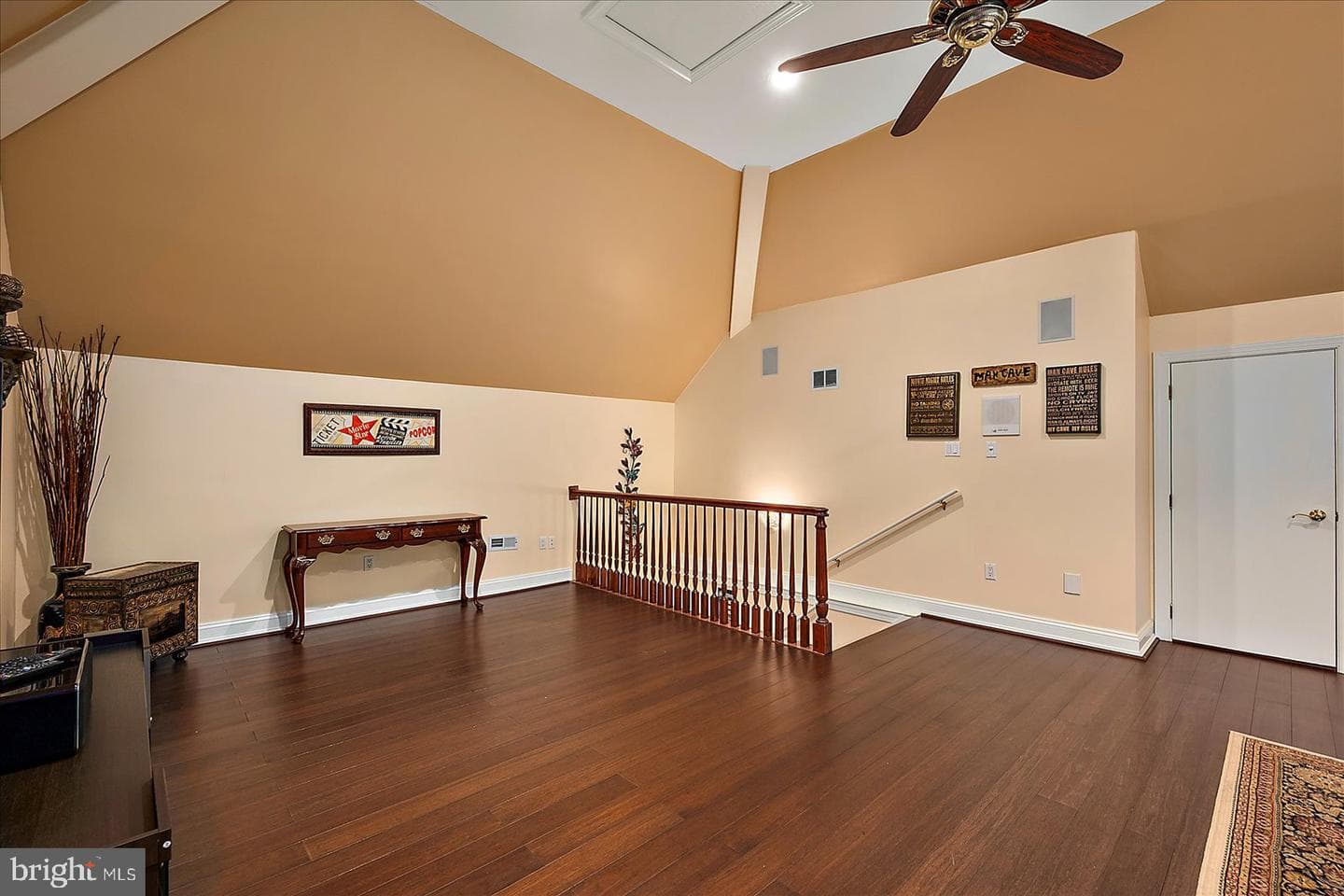11602 S Hills Drive photo 62