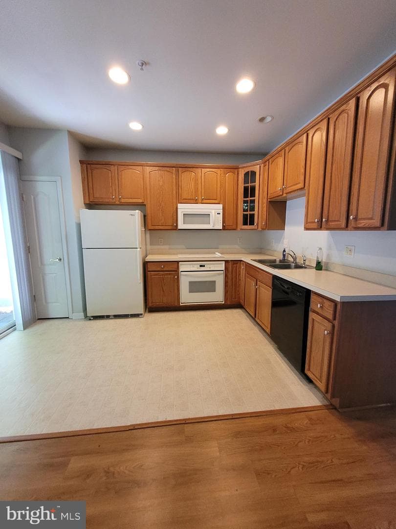 331 Schooner Lane #302 photo 10