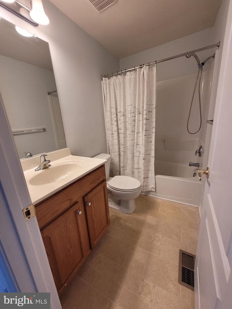 331 Schooner Lane #302 photo 18