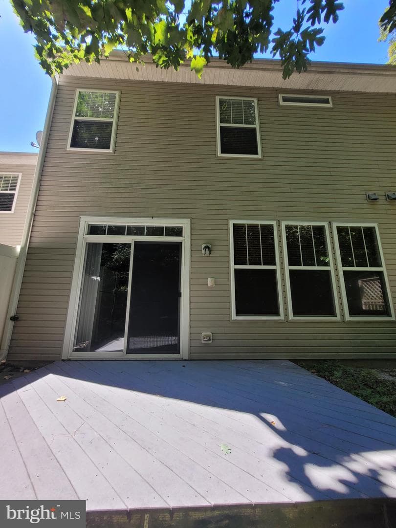 331 Schooner Lane #302 photo 2
