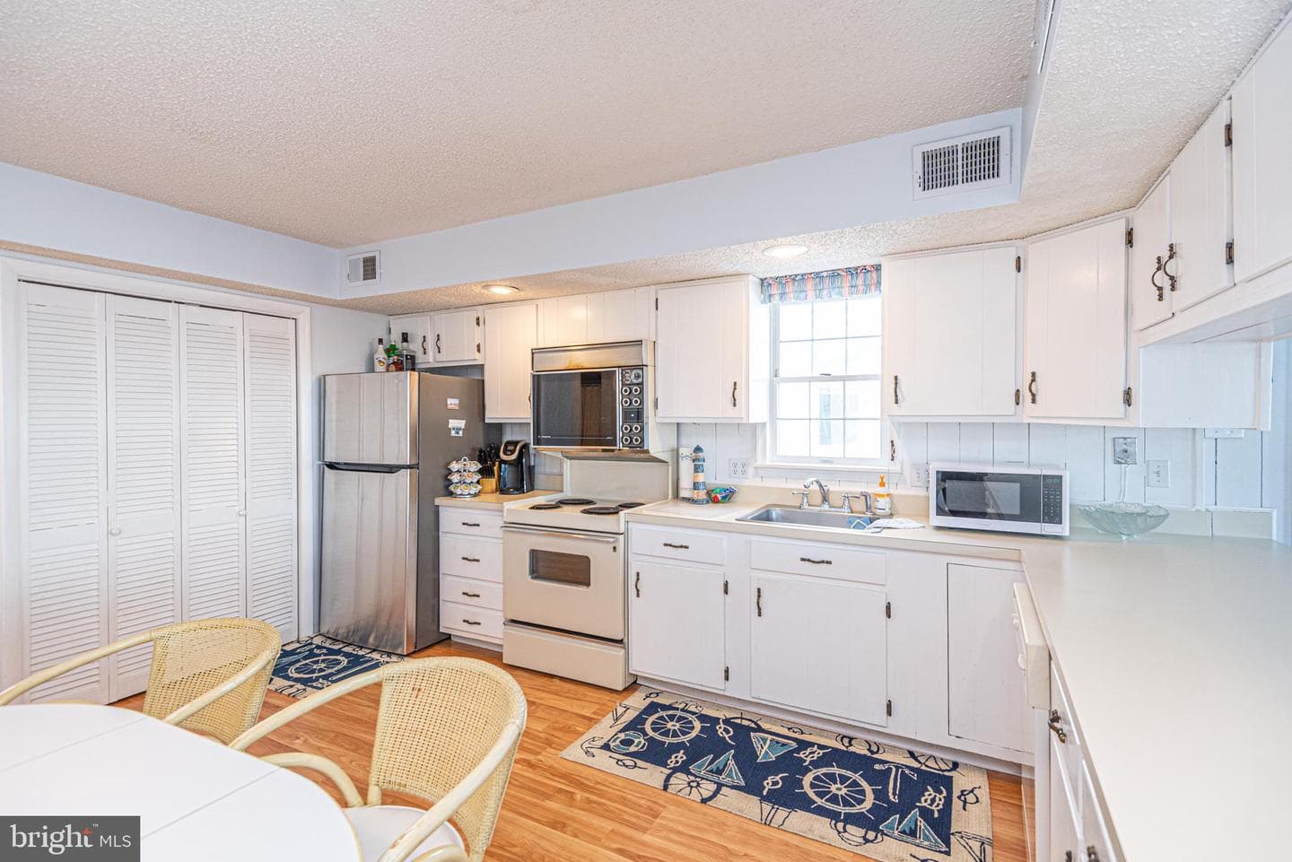 210 Windward Drive photo 11