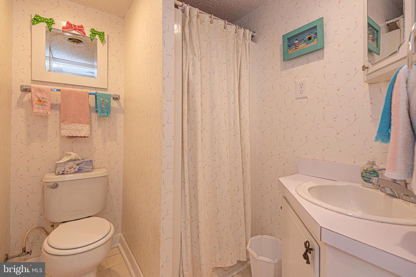 210 Windward Drive photo 18