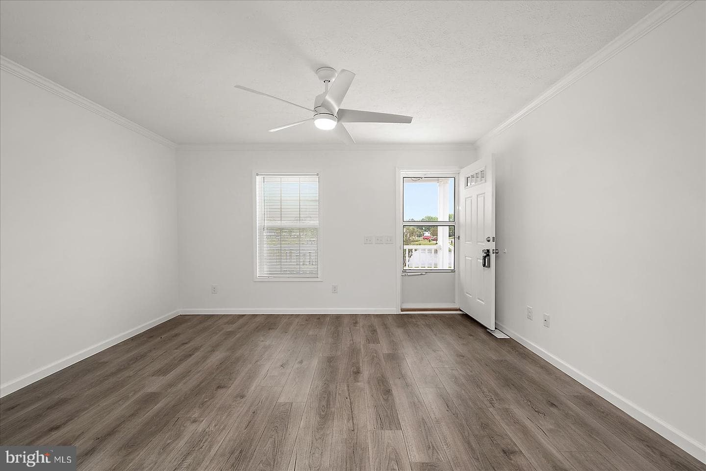 9814 Salt Life Lane photo 3