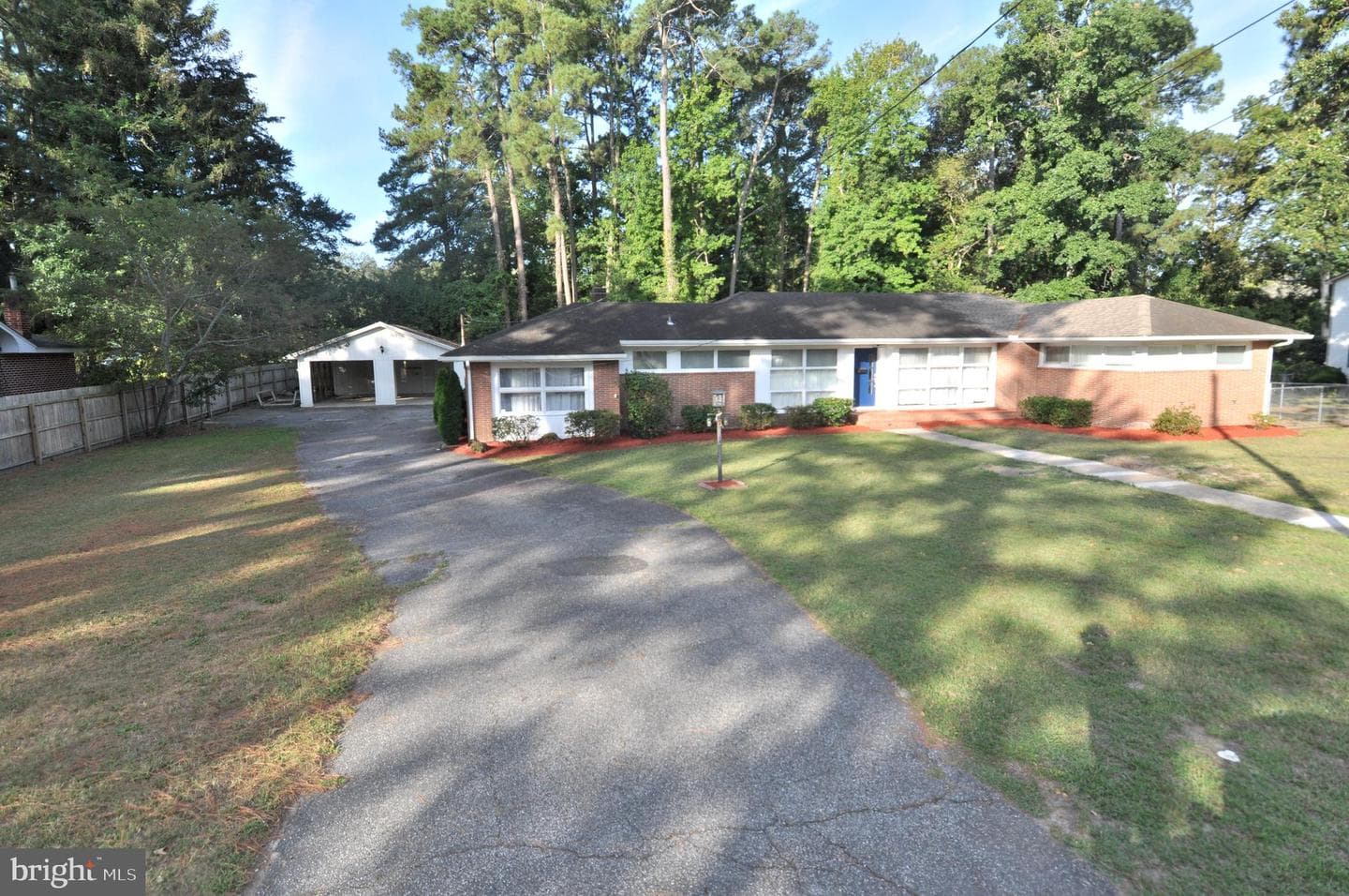 18 Greenway Avenue photo 10