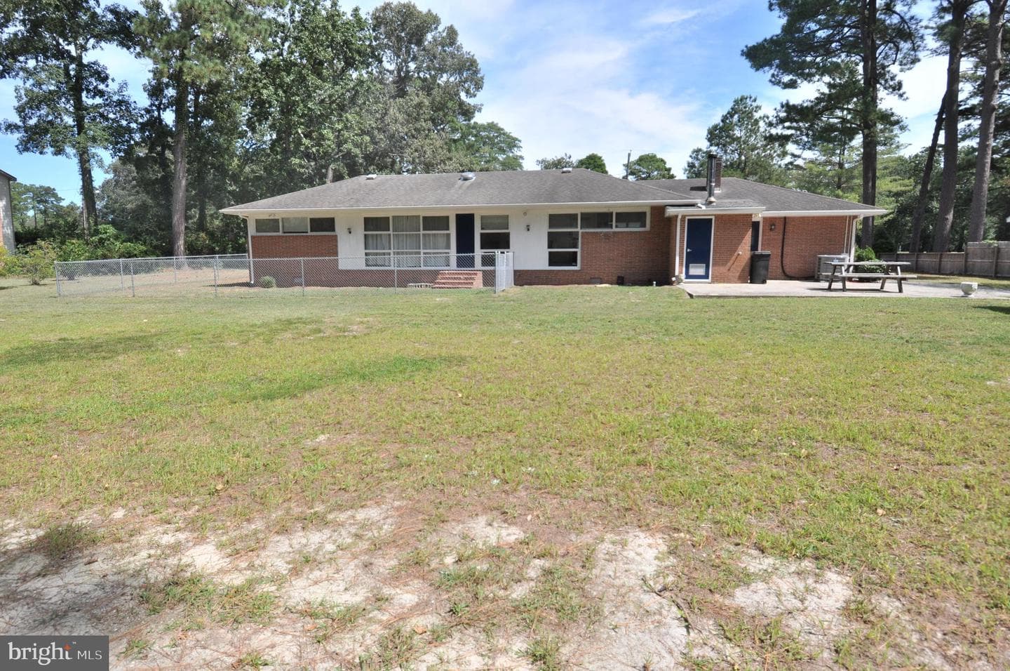 18 Greenway Avenue photo 11
