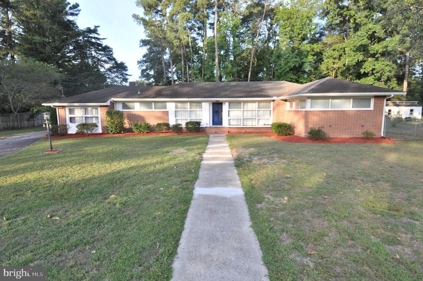 18 Greenway Avenue photo 9