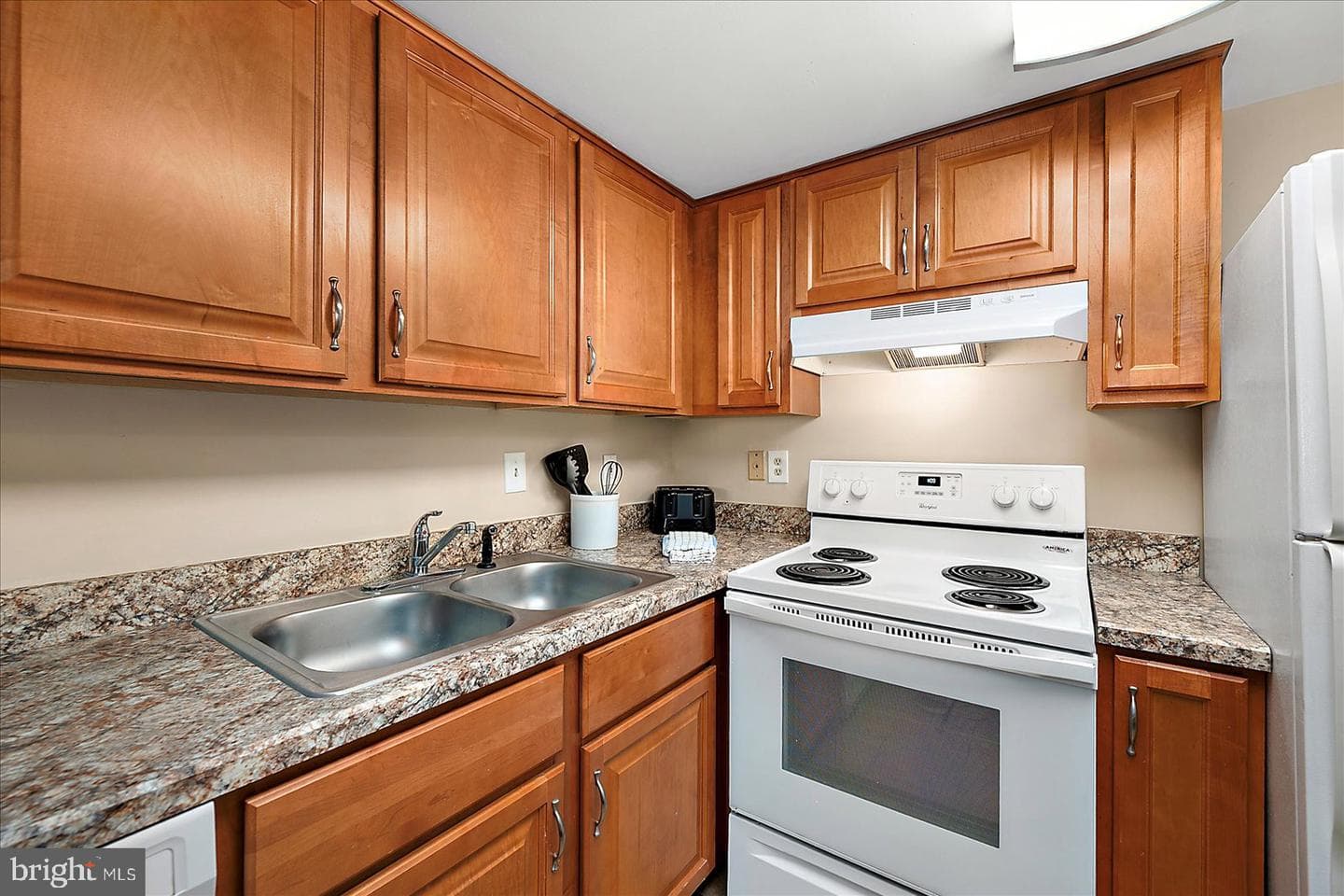 302 32nd Street #104 photo 17