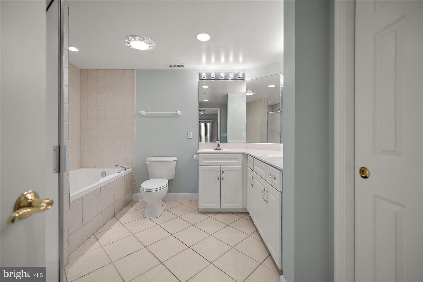 5300 Coastal Highway #101 photo 32