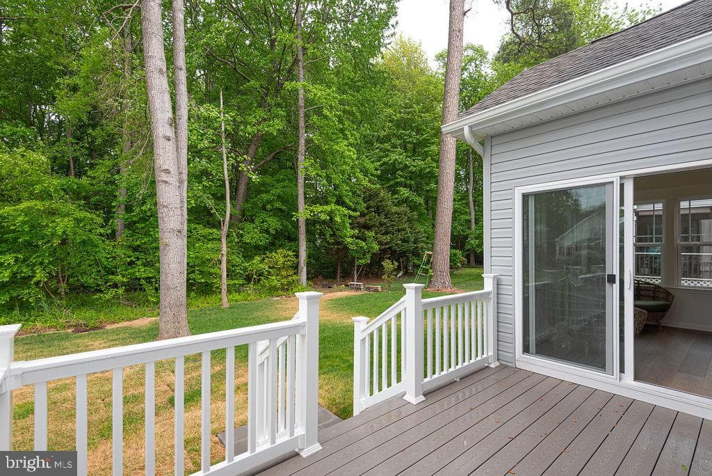 71 Hingham Lane photo 19