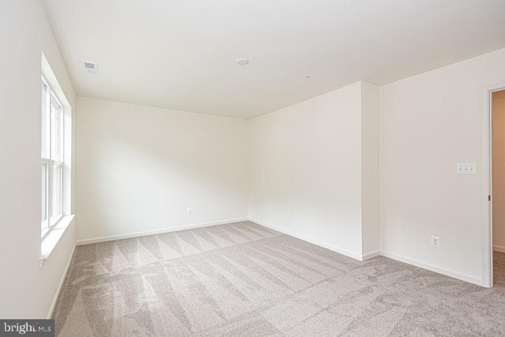 71 Hingham Lane photo 40