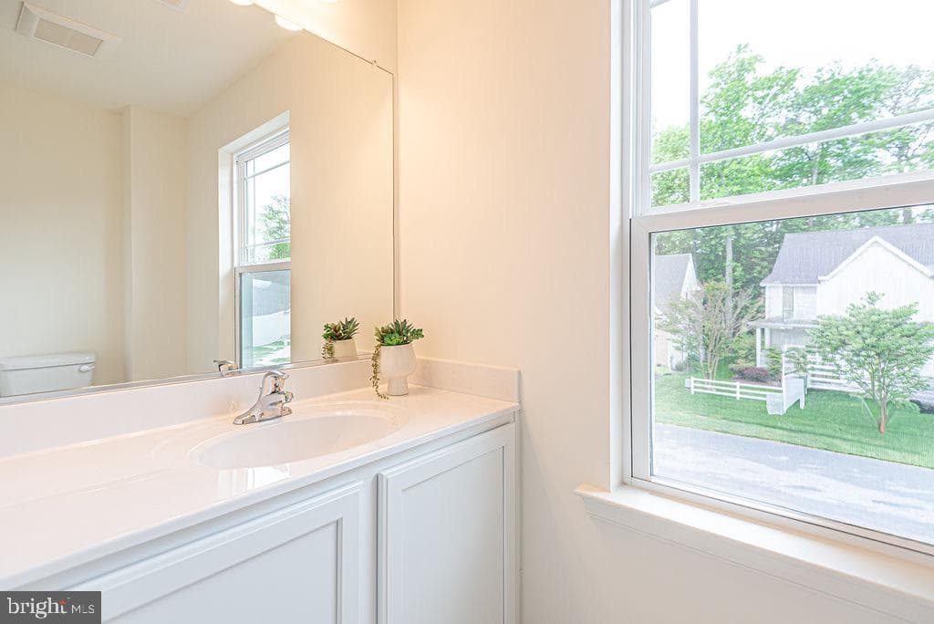 71 Hingham Lane photo 43