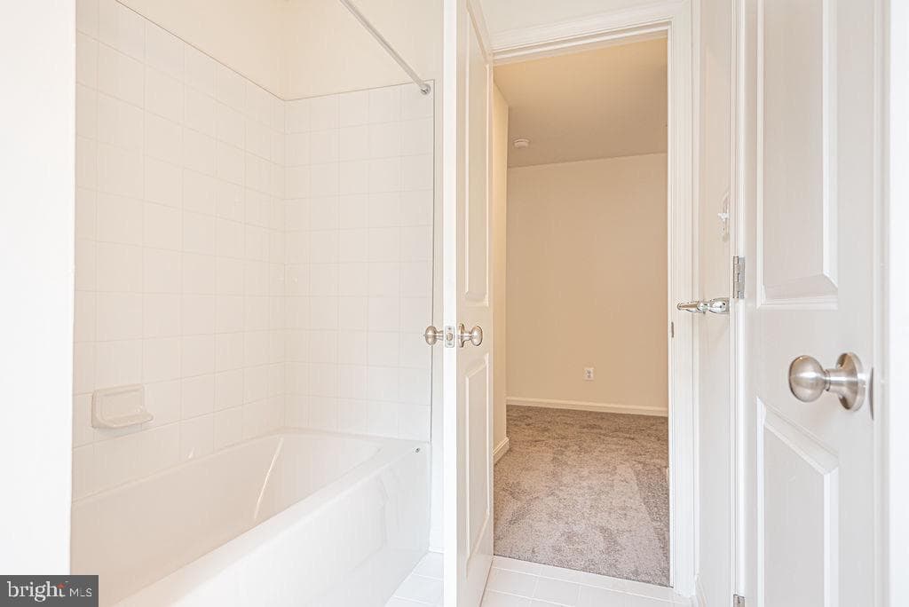 71 Hingham Lane photo 44
