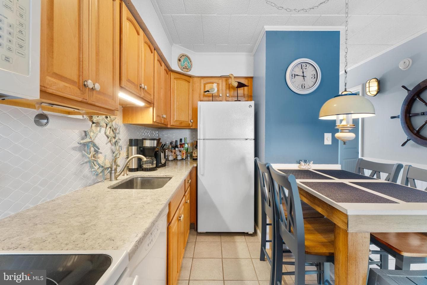 745 Mooring Road #202 photo 14