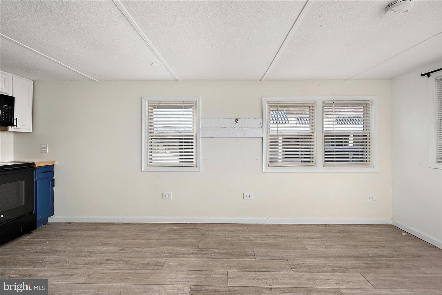 27 Middle Way Lane photo 12