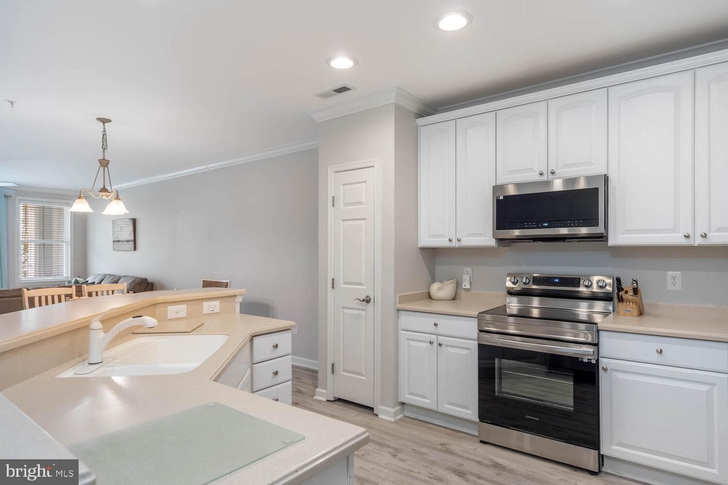 37 Fountain Drive W #2d photo 6