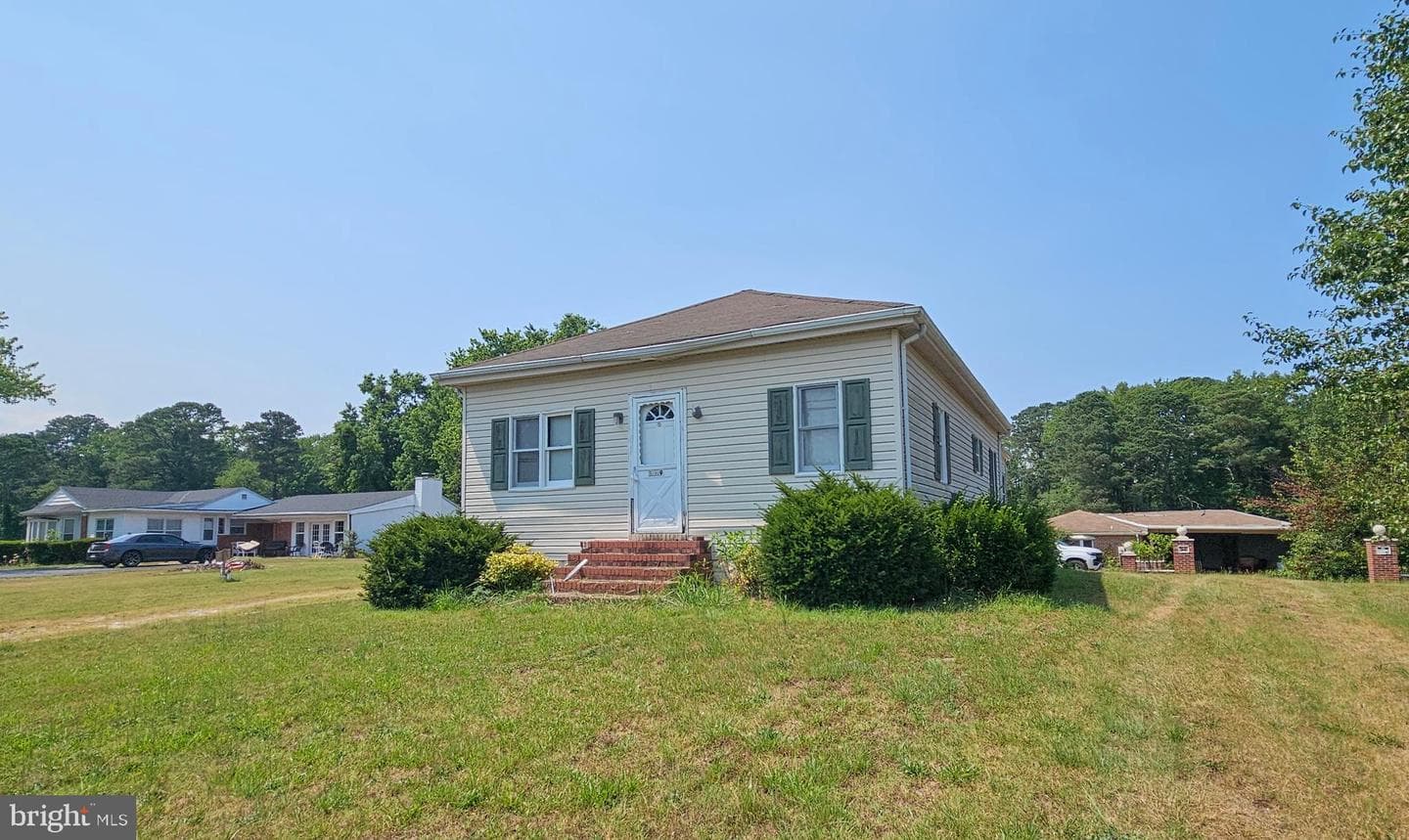 2379 Worcester Highway photo 4