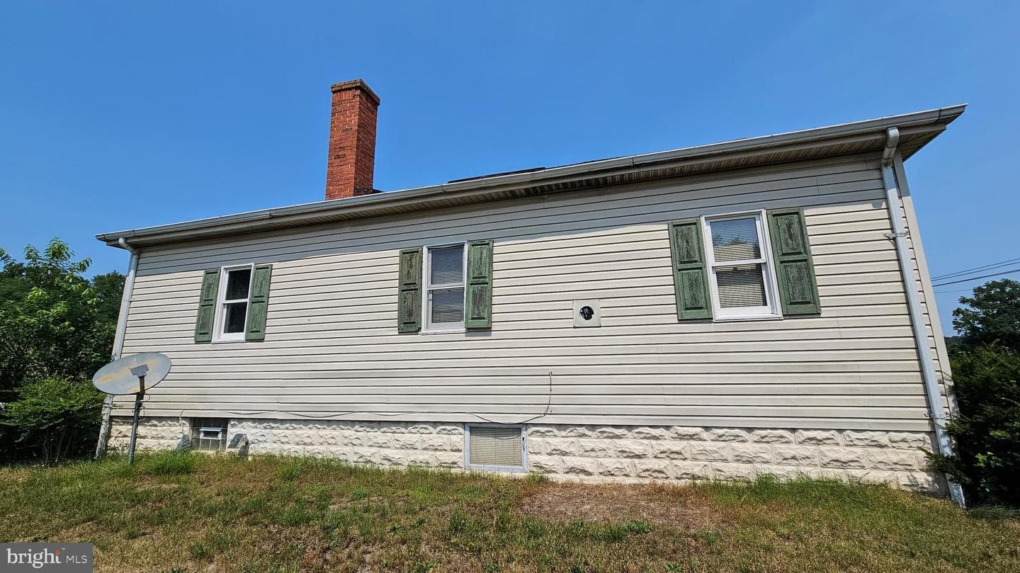2379 Worcester Highway photo 6